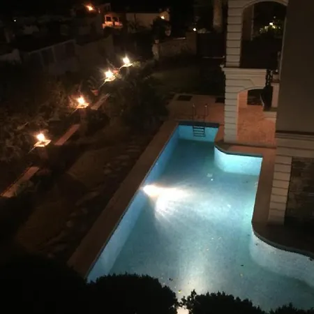 Ruzgar 4bed Tilkicik Cd. Βίλα